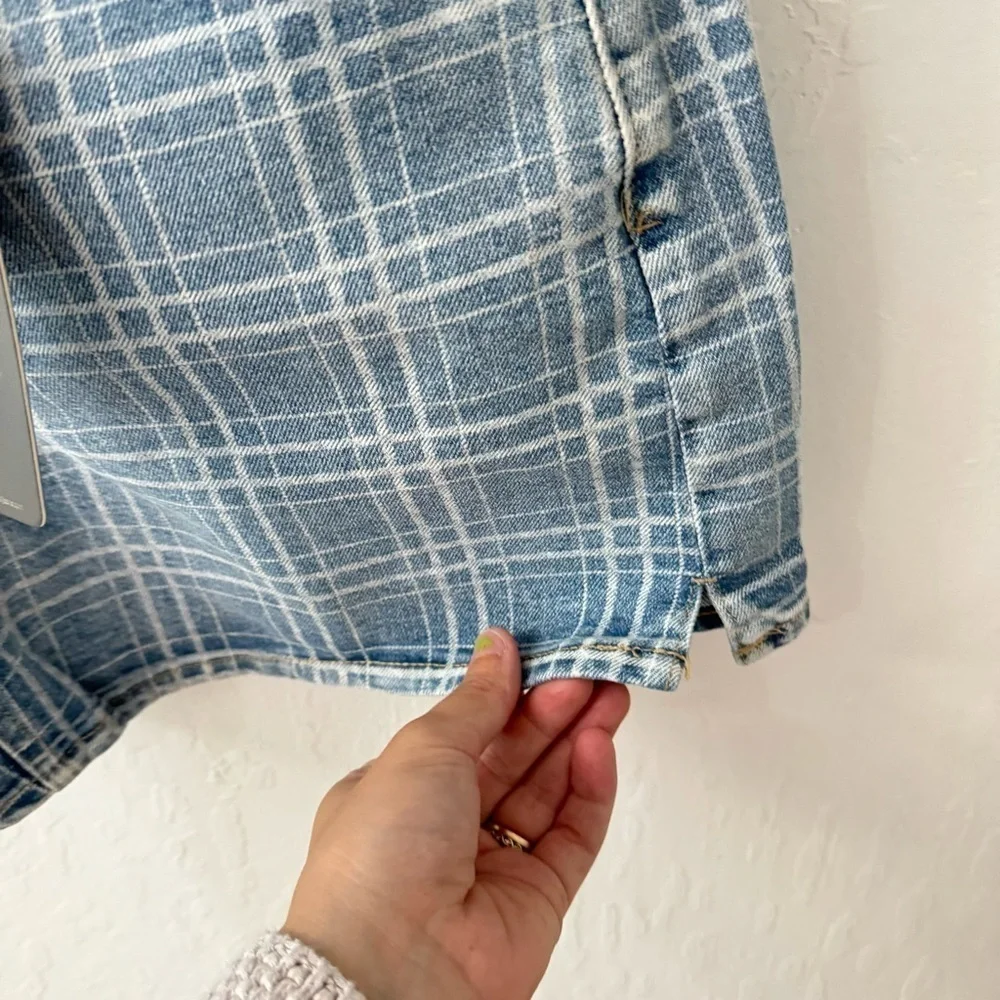 Tractr Checker Gingham Plaid High Rise Slim Blue Denim Shorts 4/27